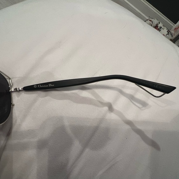 New NWOT Silver Dior Technologic Reflective Mirrored Sunglasses - Picture 6 of 6